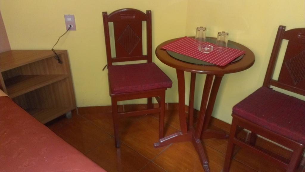 Hostal Gq Lima Extérieur photo